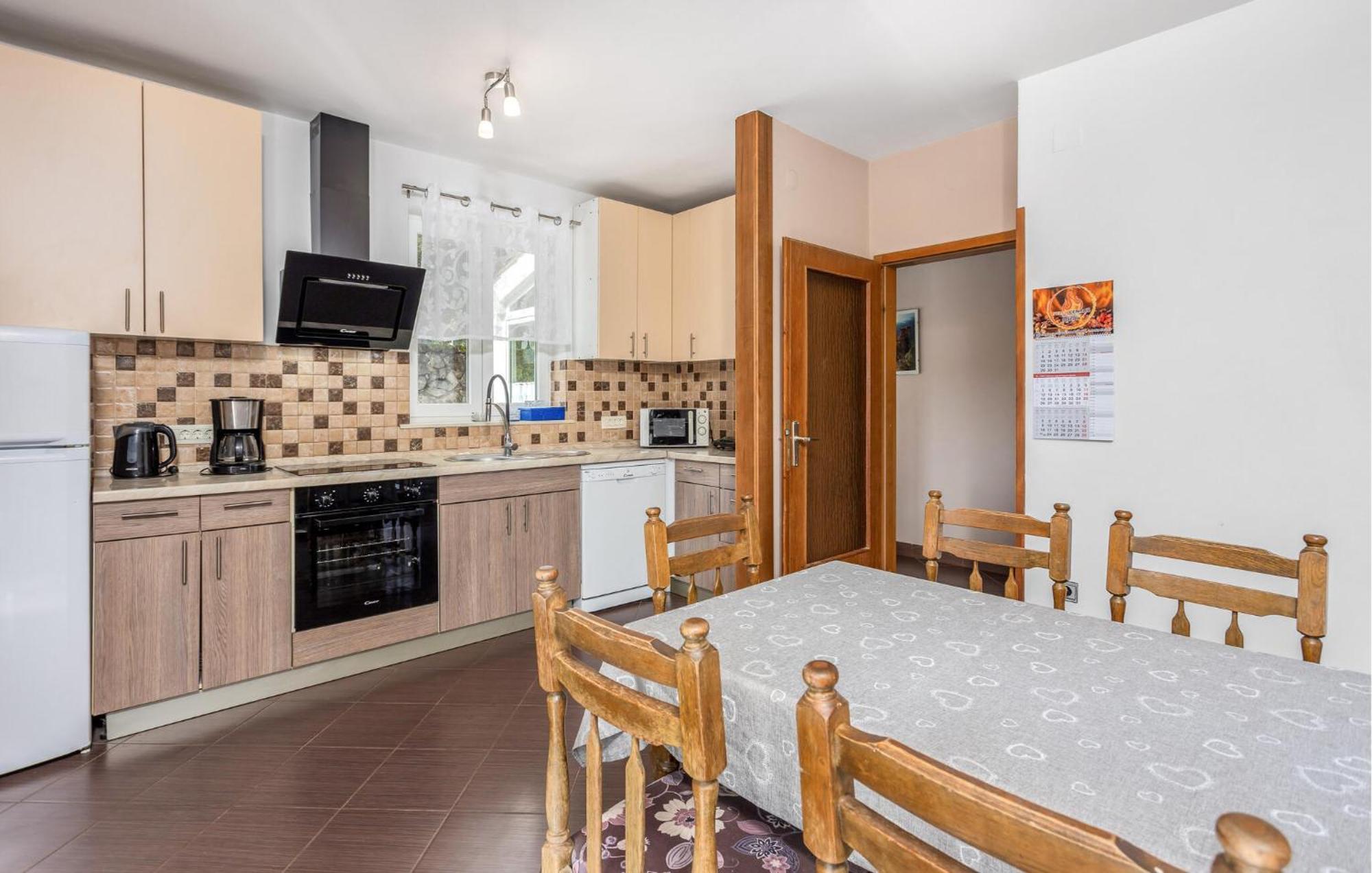 Lovely Apartment In Brsec With House Sea View Екстериор снимка